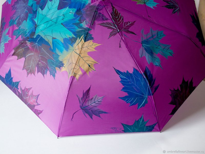 Зонтик с листьями из бумаги