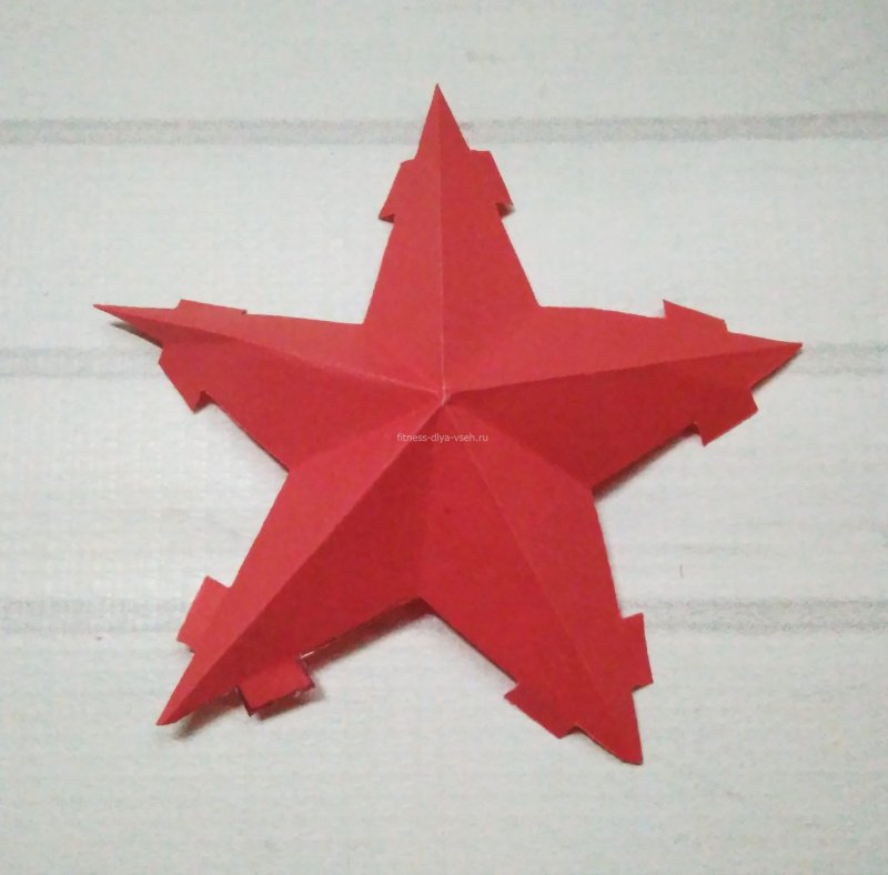 Пятиугольная звезда из бумаги
