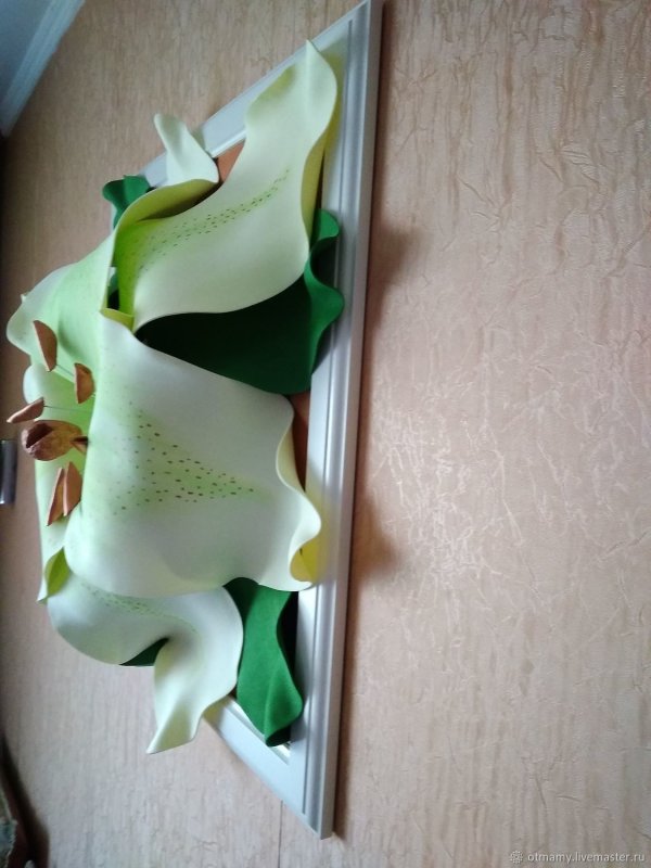 Лилии из бумаги