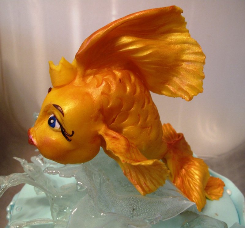 Золотая рыбка из бисера