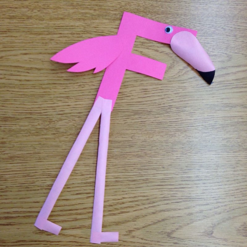 Фламинго в форме буквы
