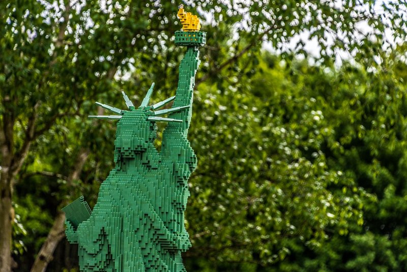 Пластилиновая статуя свободы