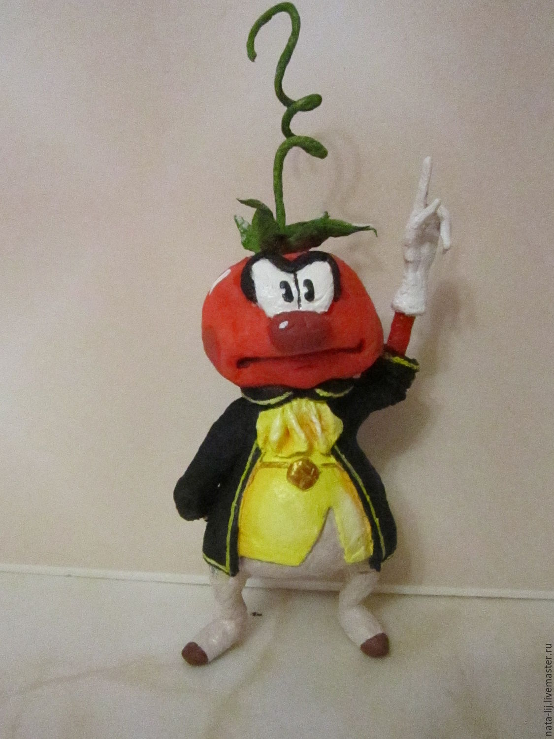 Сеньор помидор из Чиполлино куклы