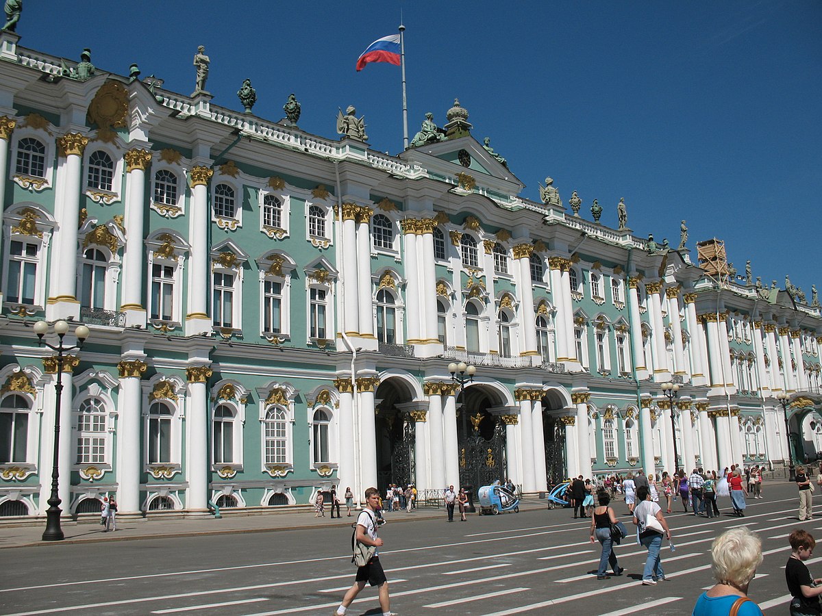 2с название зимнего дворца в Санкт-Петербурге