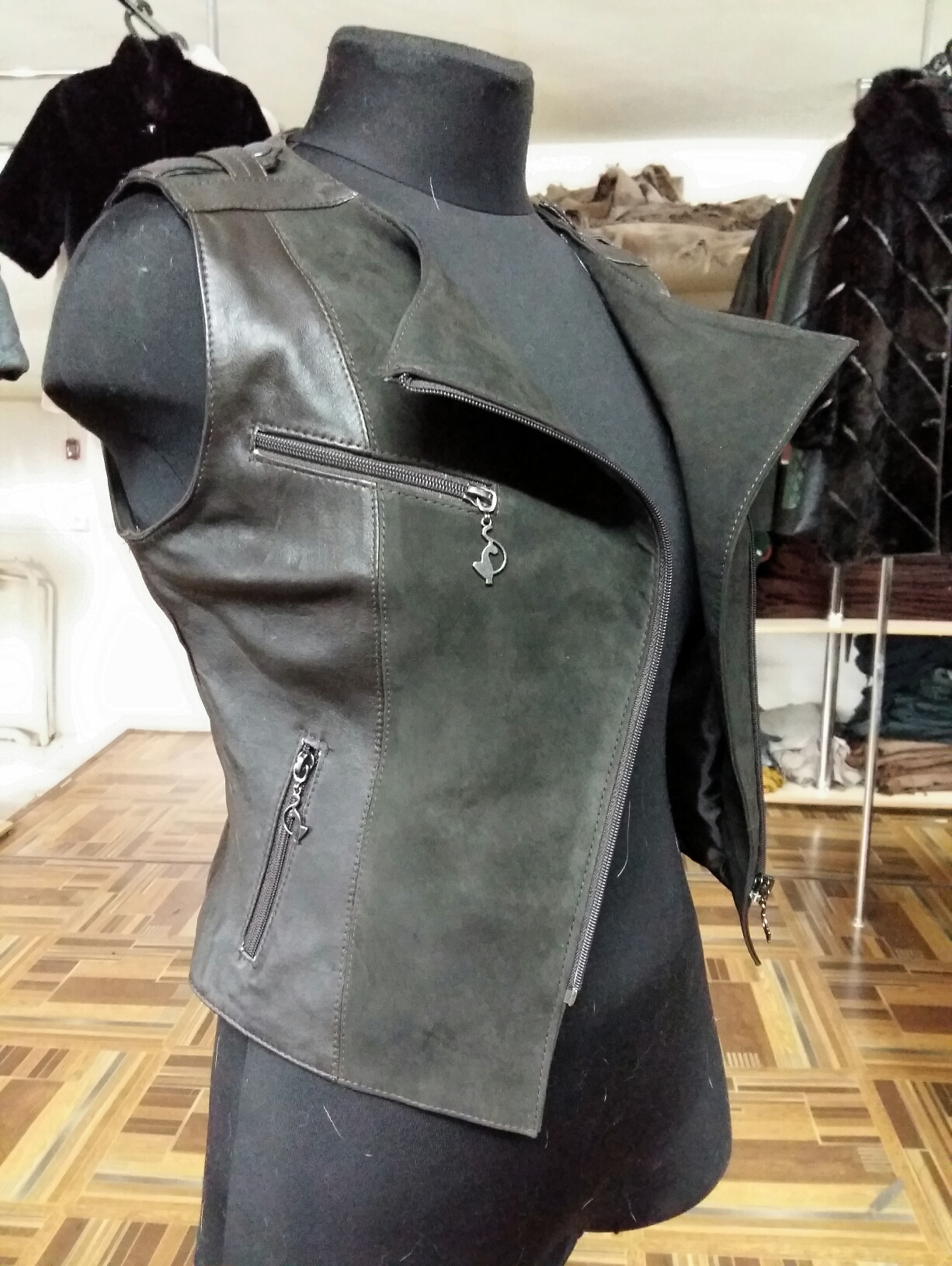 Женские городские рюкзаки из натуральной кожи