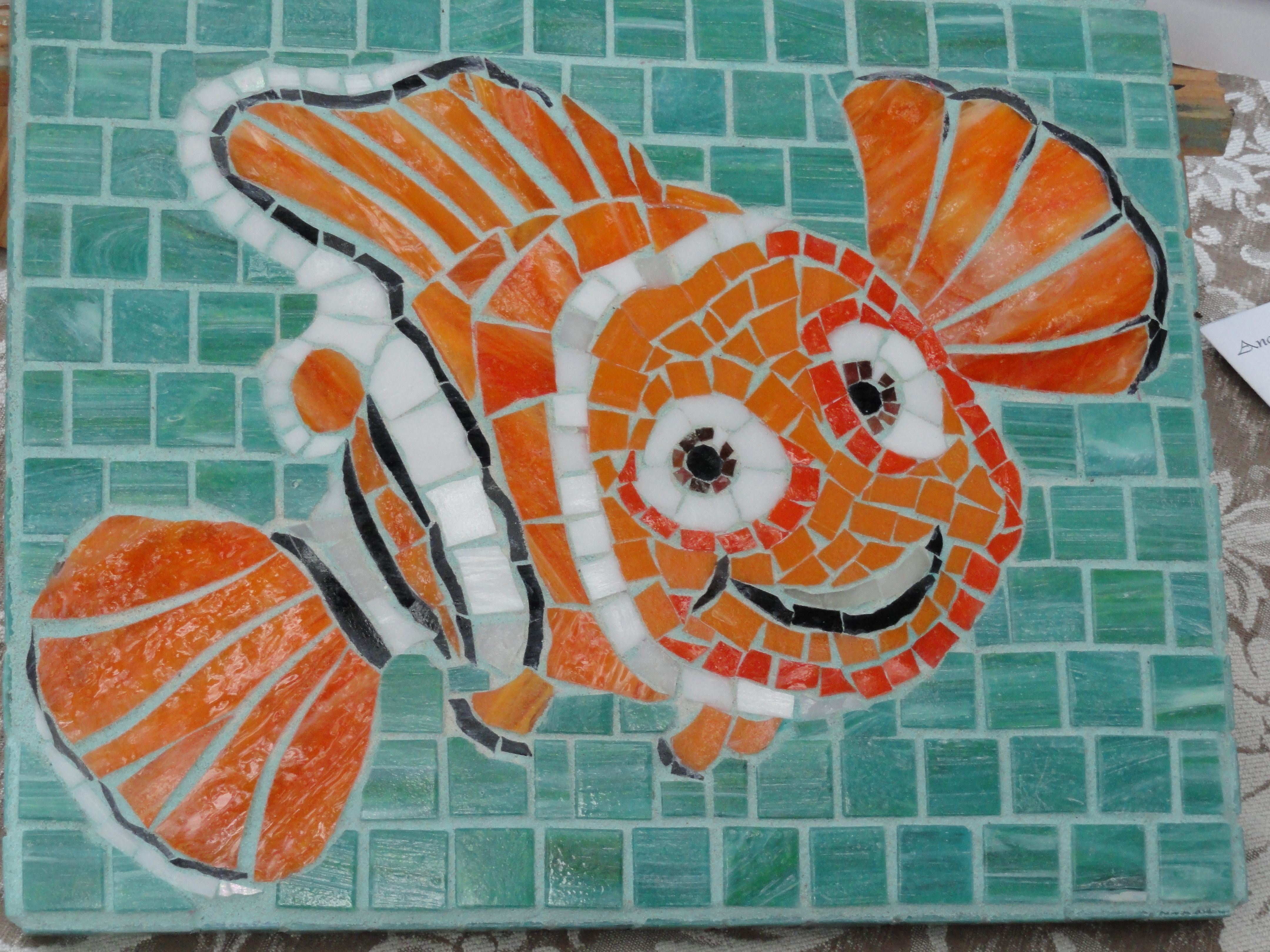 Рыбка в технике мозаика