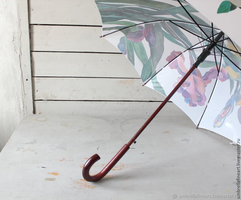 Букет цветов в зонтике