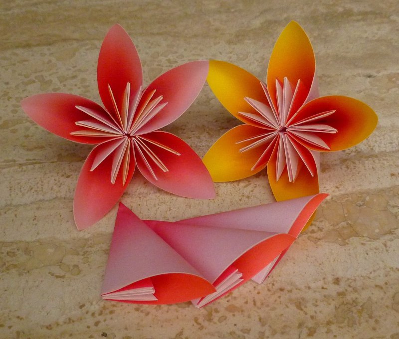 Оригами из бумаги для начинающих цветы