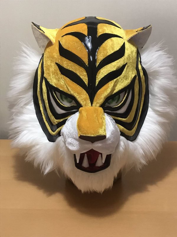 Маскарадная маска тигра