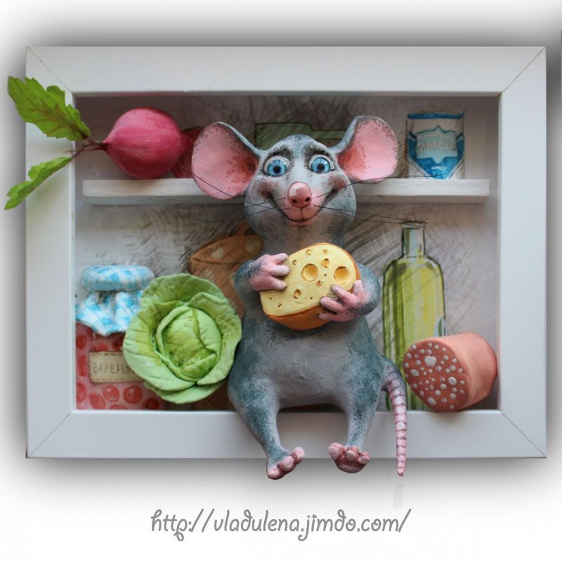 Кукольный домик с мышками