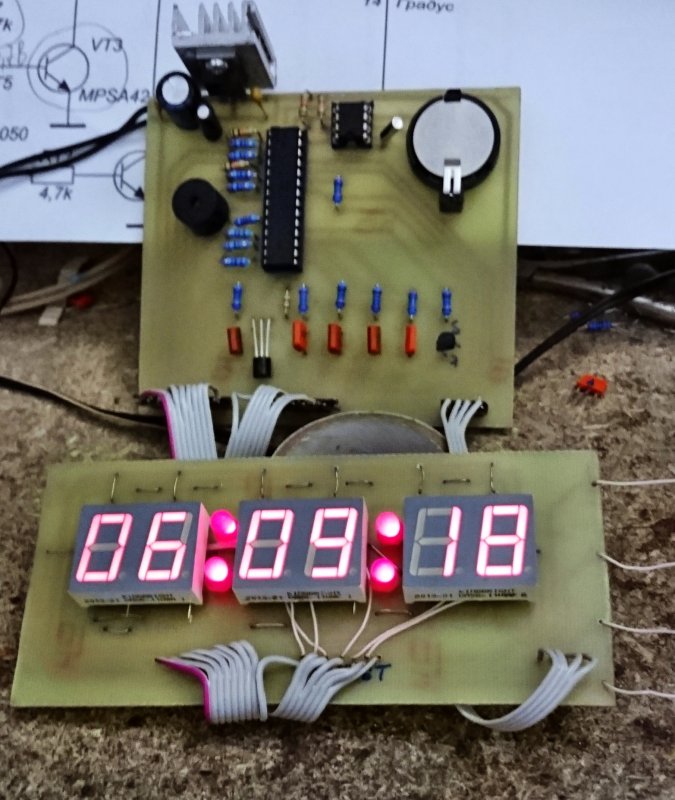 Часы на ds1302 и микроконтроллере atmega8