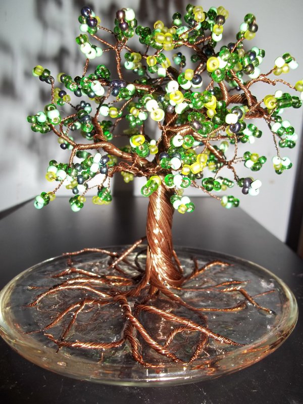 Генеалогическое дерево из фанеры