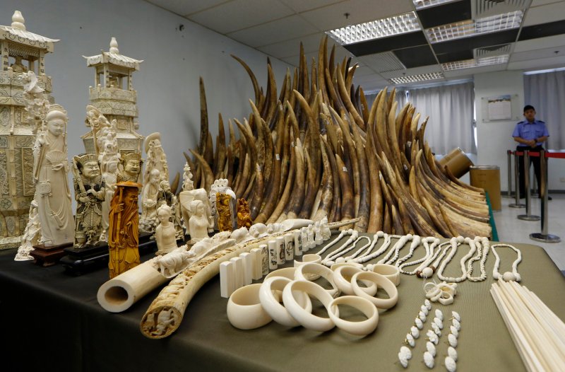 Китайская резьба по кости мамонта