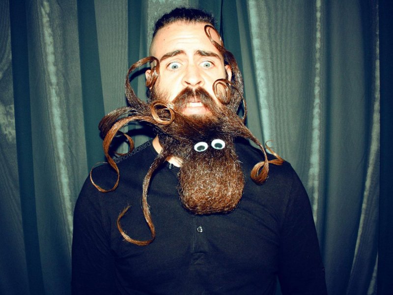 Шапка с бородой Beardo