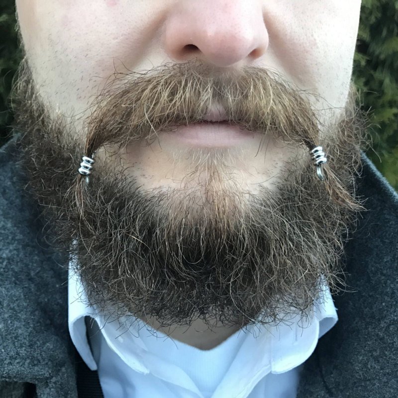 Шапка викинга с бородой