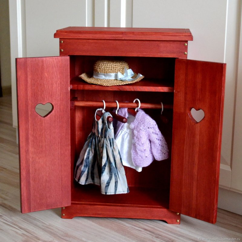 Шкаф для одежды кукол