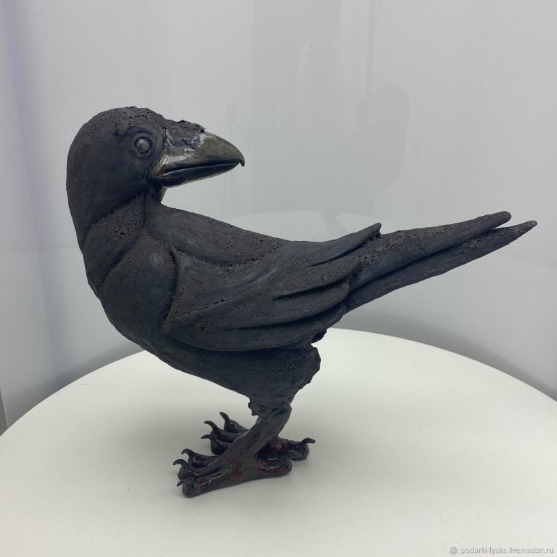 Ворона керамика