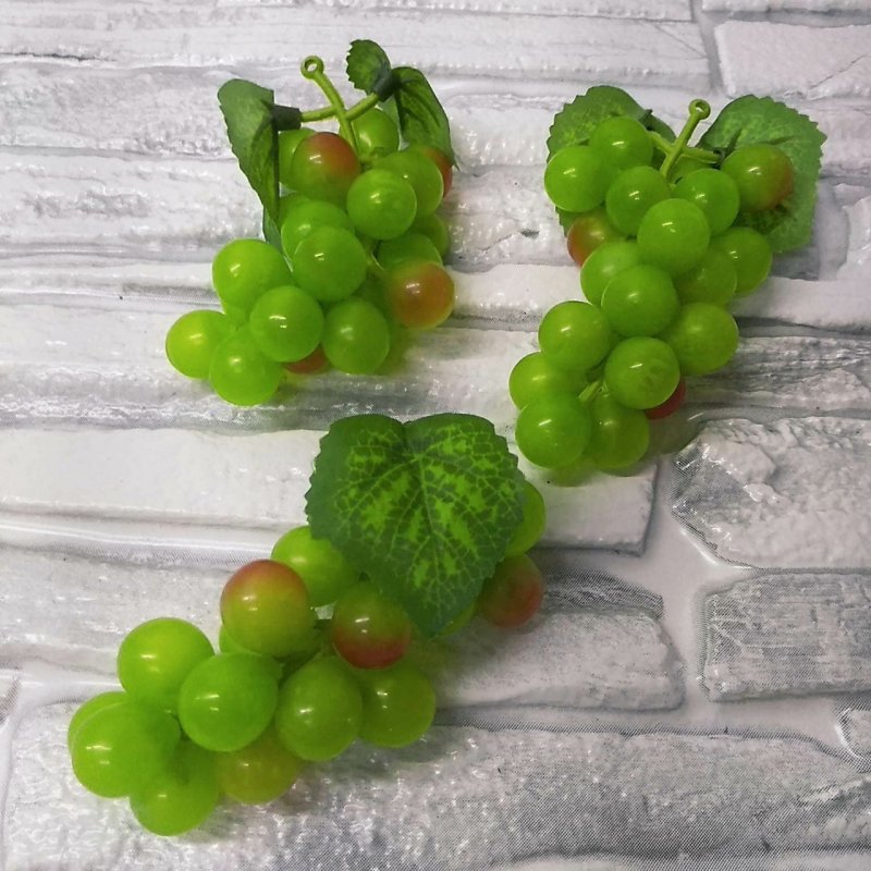 Виноград гроздь искусственный