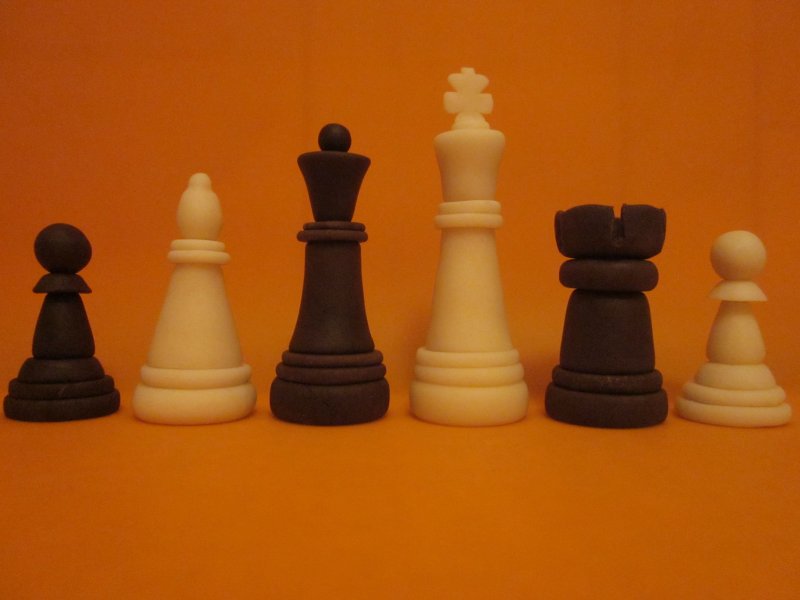 Шахматные фигуры из пластилина