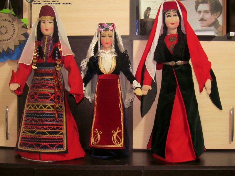 Народная кукла армянский национальный костюм