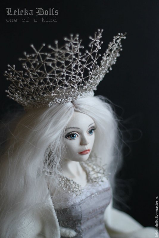 Авторская коллекционная кукла Снежная Королева