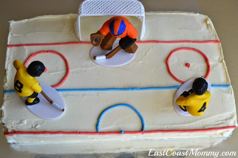 Торт с хоккейными воротами