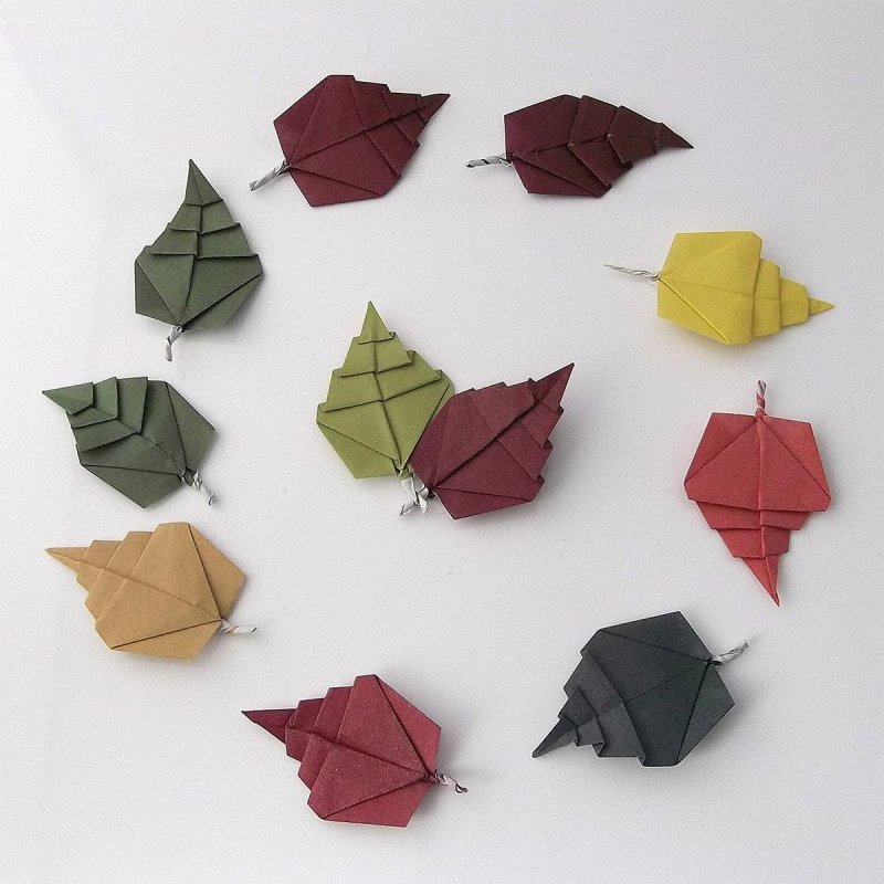 Цветок из салфетки оригами