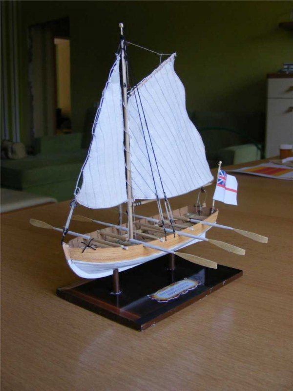 Сувенир корабль из ракушек