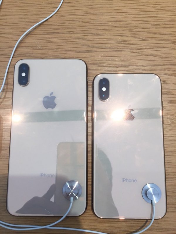 Поддельные айфоны XS Max