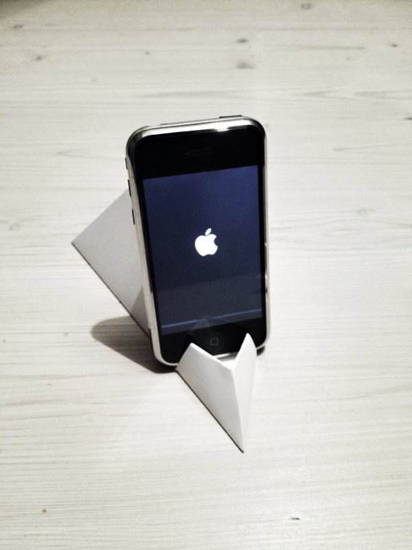 Оригами держатель для телефона