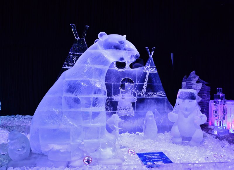 Щелкунчик Питер ледяные скульптуры