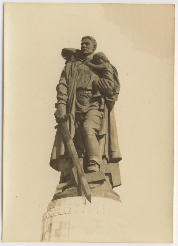 Эскиз памятника воин освободитель