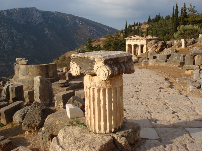 Руины города Дельфы Греция
