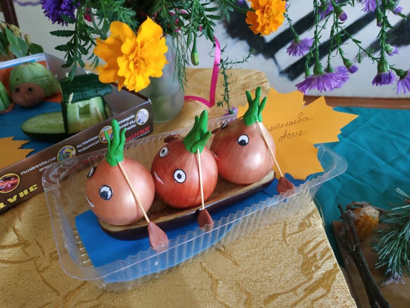 Композиции из овощей и фруктов на выставку