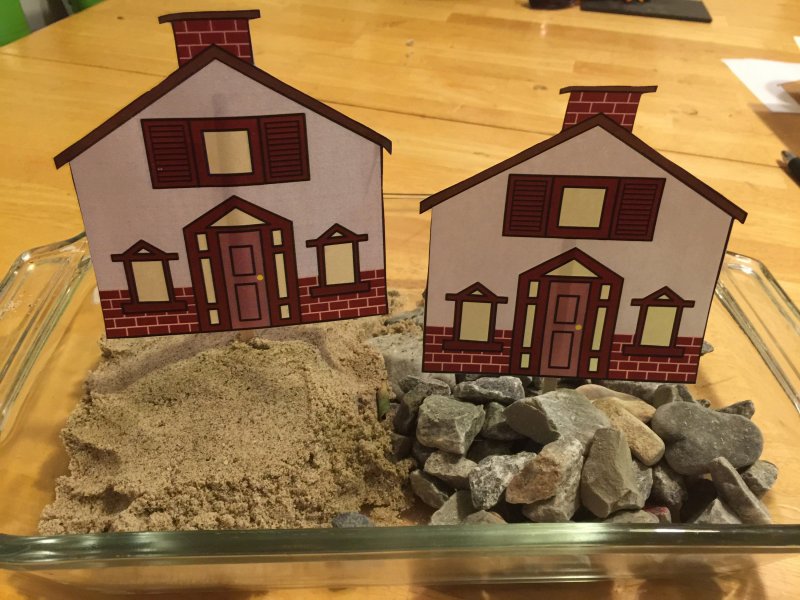 Поделка дом на Камне и дом на песке
