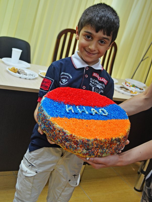 Торт с армянской тематикой