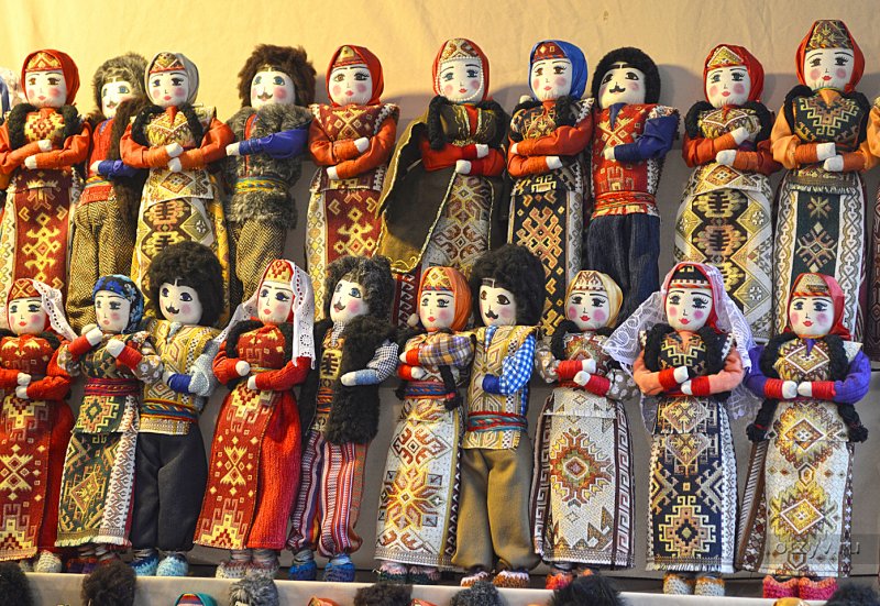 Вернисаж армянский рынок сувениры Армении