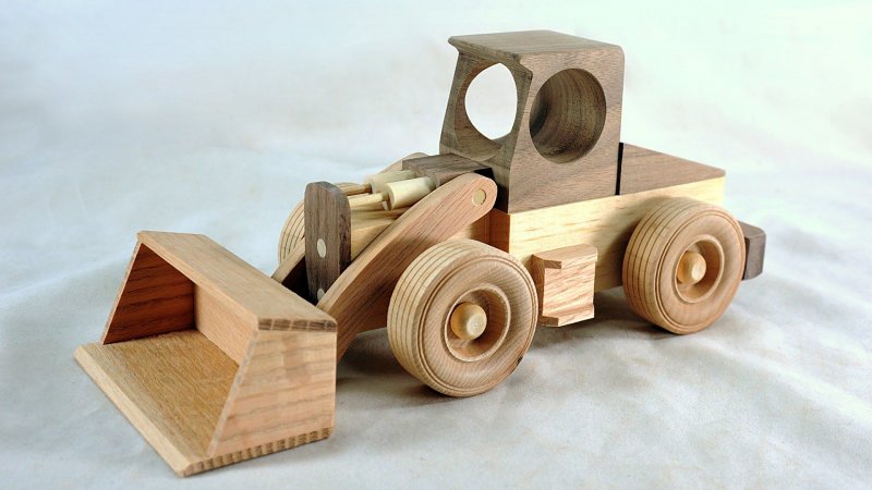 Самодельные игрушки из дерева