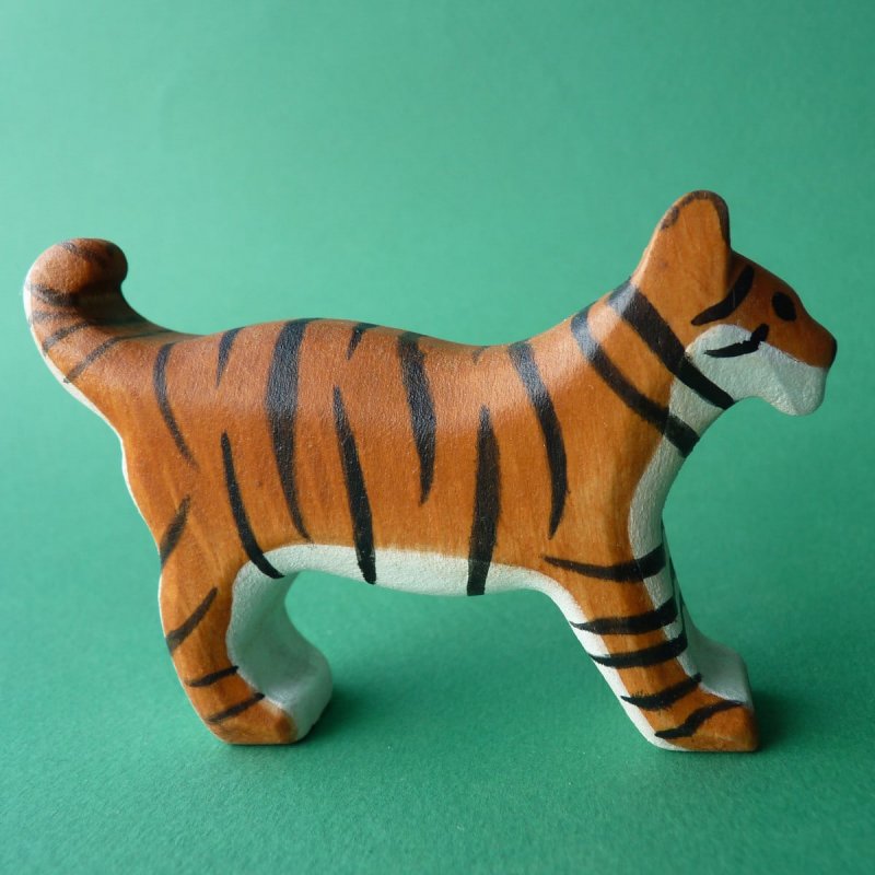 Деревянная игрушка тигр