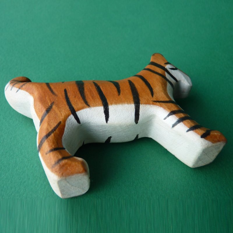 Деревянная игрушка тигр
