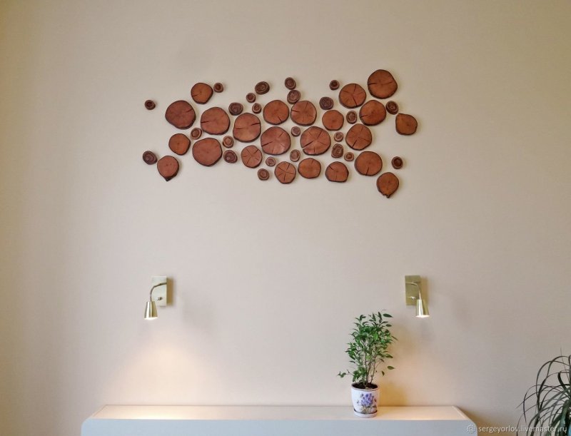 Декоративное деревянное панно на стену