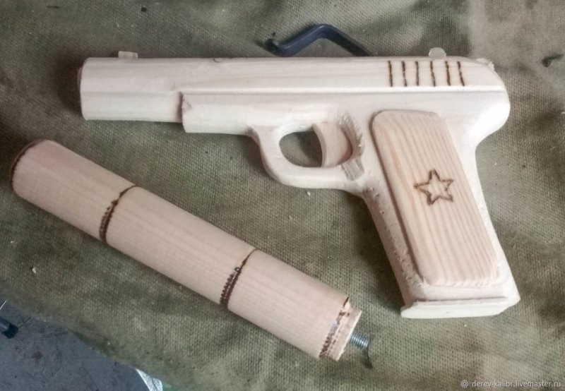 Сборная модель Wood Trick пистолет Beretta 92fs