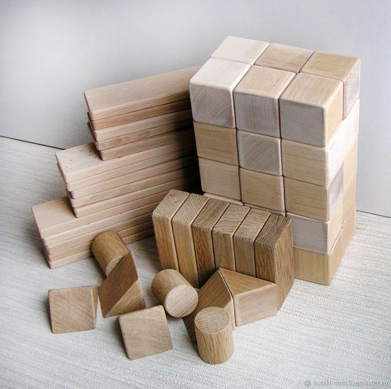 Кубики из дерева неокрашенные