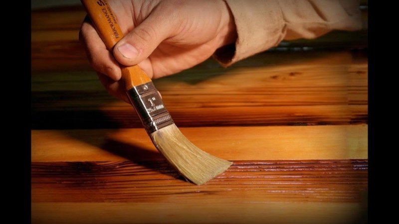 Лакирование деревянных поверхностей