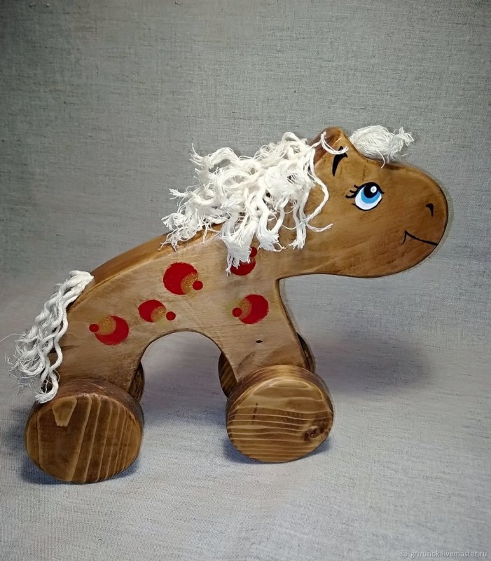 Лошадка качалка игрушка из дерева