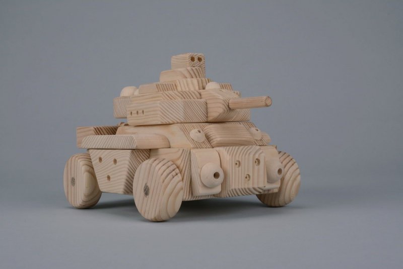 Деревянный танк т-34
