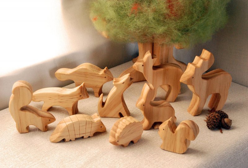 Детские игрушки из дерева