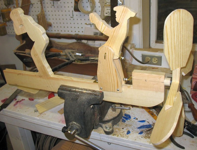 Игрушки на токарного изделия из древесины