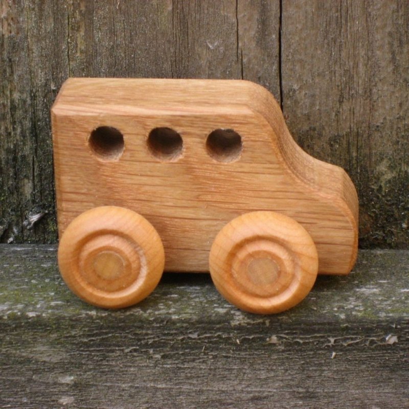 Плоские деревянные игрушки