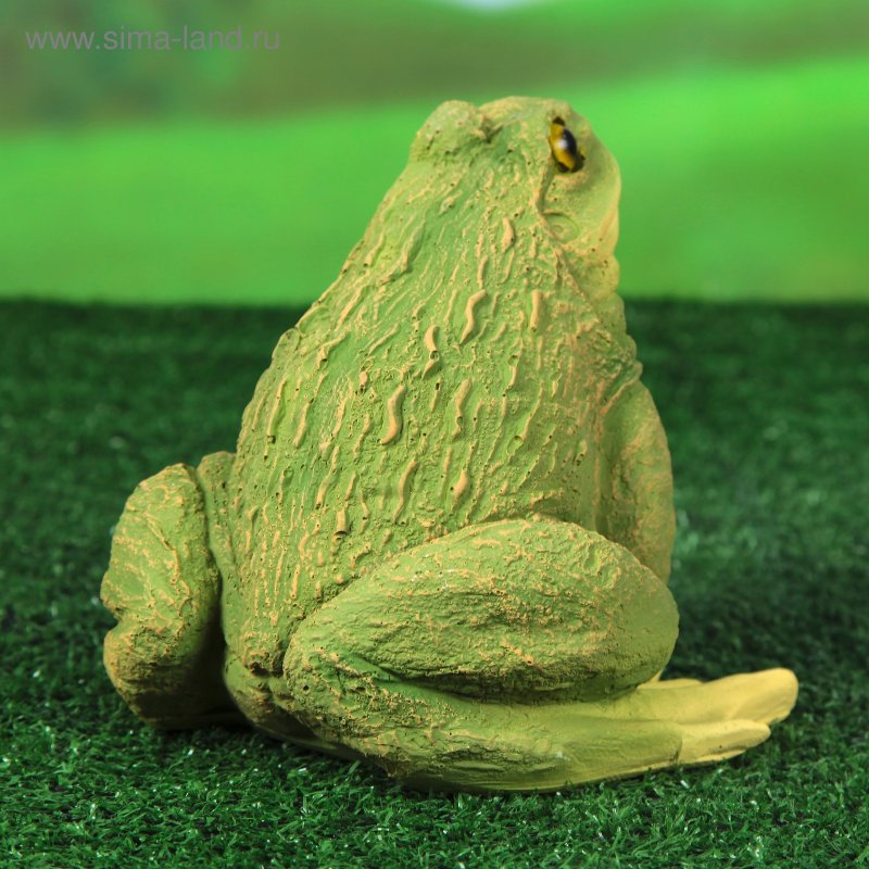 Садовая скульптура жаба